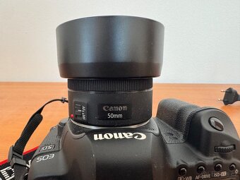 Canon EOS 5D Mark II (2) - 4