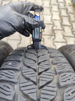 Alu 5 x 114,3 zimní pneu 195/65/15 - 4