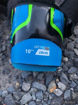 Hokejová výstroj - 4