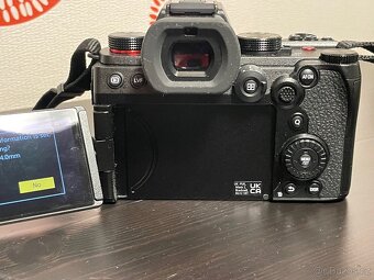 Panasonic Lumix DC-S5 II + objektivy 20-60 mm a 50 mm - 4