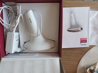 Philips Lumea IPL 7000 - 4