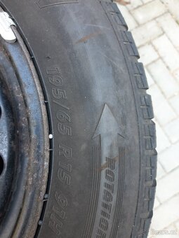 Prodám 4 plechové disky na Škoda octavia i s pneumatikami - 4