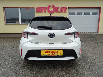 Toyota Corolla 1.8 Hybrid 90kW/Výhřev/1Maj - 4