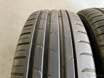 prodám letní pneumatiky 235/60/18 Nokian celá sada - 4