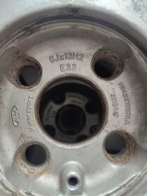 disky ford motorsport a nové gumy šotolina 175/70 R 13 - 4