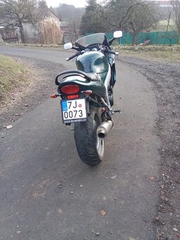 Triumph 955 i - 4