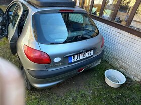 Peugeot 206 1.1i 44kw - 4