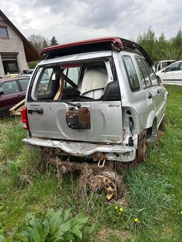 Suzuki Grand Vitara 2,0 TD rok 2005 - 4