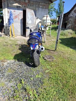 Honda CBR 900 RR Fire Blade - 4