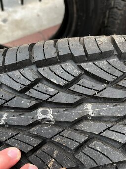 Falken Landair AT +Nokian Rotiiva AT 215/70/16 - nove - 4