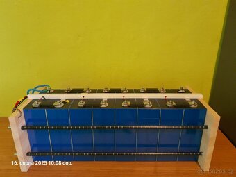 Prodám nový lifepo4 akumulátor 24V 25.6V 320Ah 8.4kWh - 4