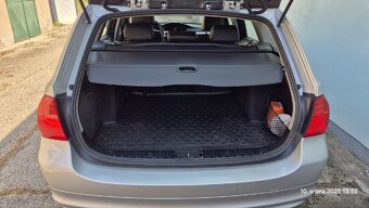 BMW 318d Touring
BMW 318d Touring - 4