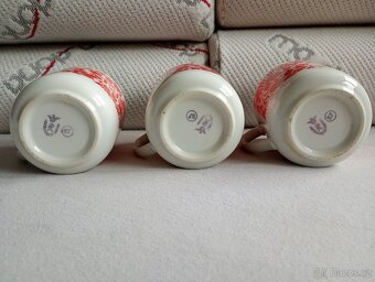 3x retro hrnek vzor "jetel", červený - 4