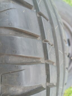 Letni pneu na diskách 195/65 R15, vzorek 8mm - 4