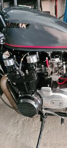 Kawasaki Z750 - 4