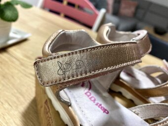 Dívčí sandály D.D. Step, vel. 29, TOP Stav - 4