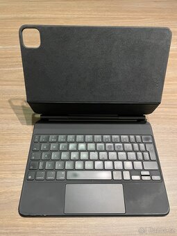 iPad Magic Keyboard CZ model A2261 - 4