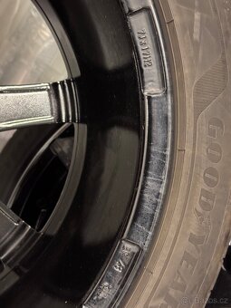 225/45 R17 letní sada kol Dezent - 4