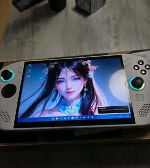 Lenovo Legion Go - 4