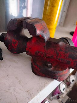 svěrák York 60mm. - 4