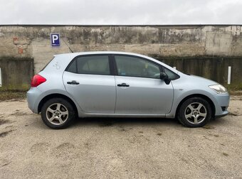 Toyota Auris 1.4 2008 - 4