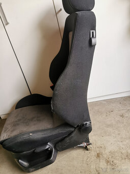 Recaro - 4