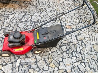 Sekačka Briggs Stratton - benzínová - 4