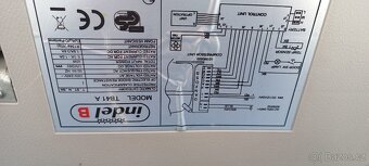 Prodám kompresorovou autoledničku - 4
