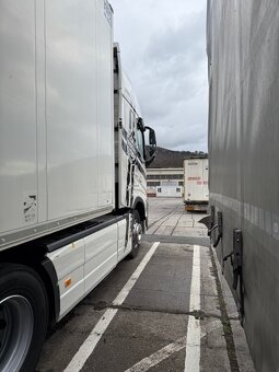 Prodám tahač Volvo FH 460 klasika 76700Km - 4