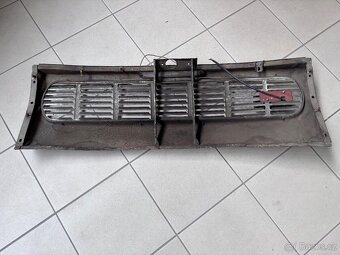 Prodám zadní čelo Škoda 1000 - 4