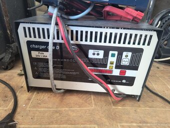 Nabíječka 24 V - 4