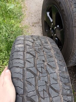 Cooper discoverer ATT 245/60 R18 - 4