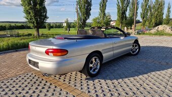 Chrysler Stratus 2,5L V6 cabrio - 4