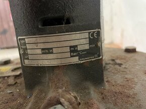 Prodám cerpadlo GRUNDFOS MGE172MB4 - 4