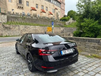 Škoda Superb 3 2.0 TDI 2023/11 DSG Sportline 1.maj. - 4