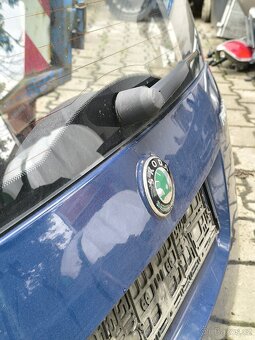Škoda Roomster víko kufru - 4
