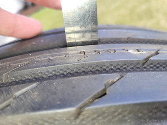 Pneu NOKIAN 205/55 R16 - 4