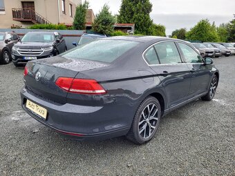VW Passat SEDAN 1.4 TSI 110kW COMFORTLINE - ČR - 4