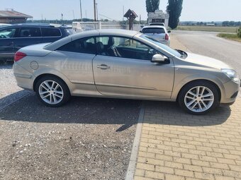 Opel Astra 1,6 132Kw Cabrio - 4