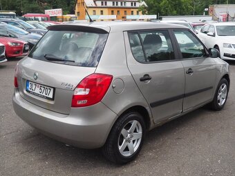 2010 Škoda Fabia / Fanynka / 1.2 HTP - 4