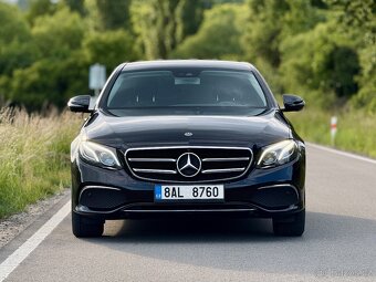 Mercedes-Benz Třídy E 220d (r. 2019) - TOP stav - 4