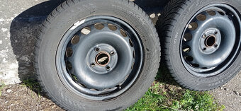 Prodám kola se zimními pneu 165/65 R14 - 4
