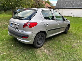 Prodám Peugeot 206+ 1,4i 54kW r.v.2011 - 4