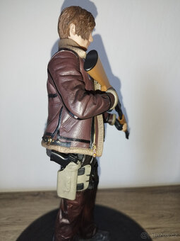 Sběratelská figurka Resident Evil 4, Leon S. KENNEDY - 4