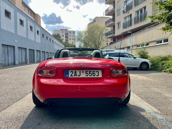Mazda MX-5 NCFL 2.0 - 4