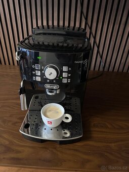 DeLonghi Magnifica S - 4
