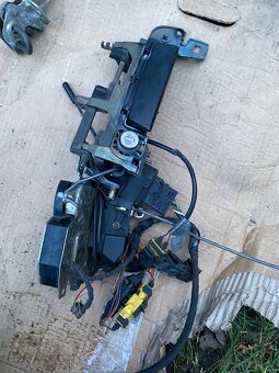 Díly z pravých dveří bmw e36 coupe - 4