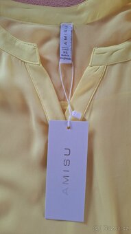 Dámská halenka s volánky - 4