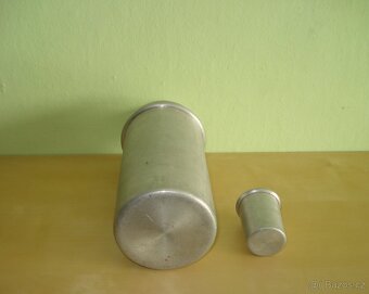 Zajímavá hliníková láhev - 4