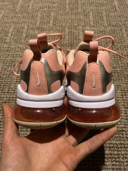 Nike Air Max 270 React, velikost 38,5 - 4